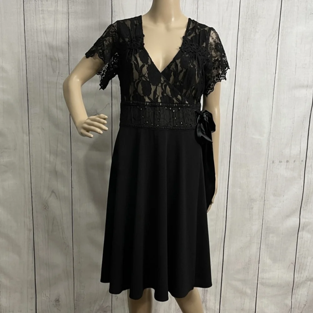 Vintage Spencer Alexis Black Floral Lace Cocktail Dress Gothic Goth Romantic